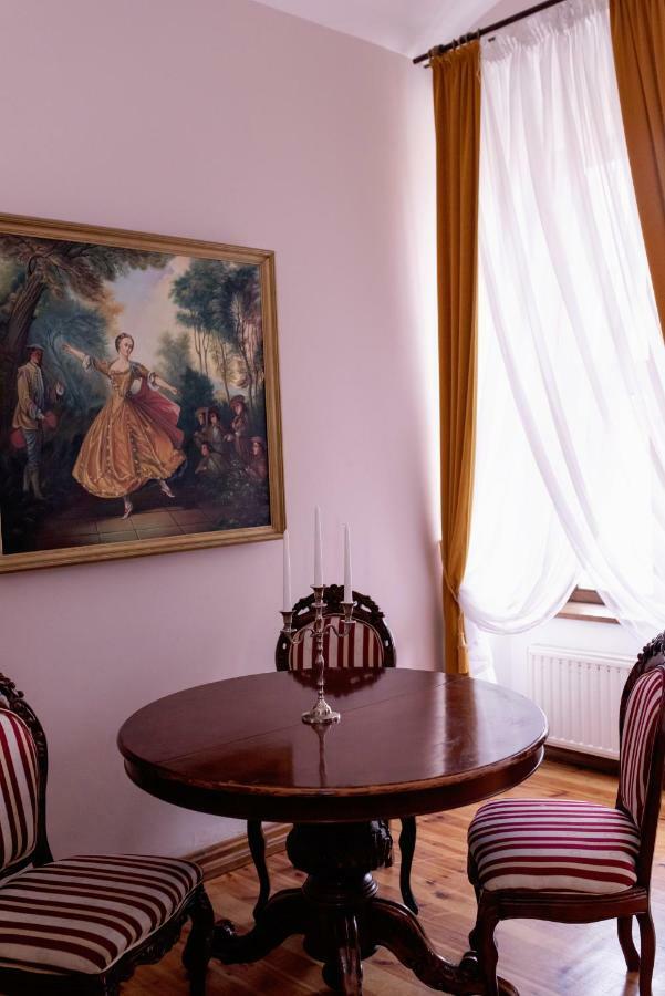 Palac Brody Экстерьер фото